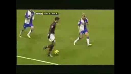 Robin Van Persie - Top 10 Goals