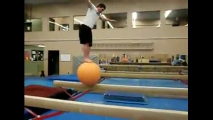 Идиот с топка