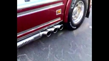 Scania V8 620