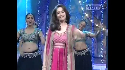 Aaja nachle - Madhuri and Vaibhavi on Nach Baliye