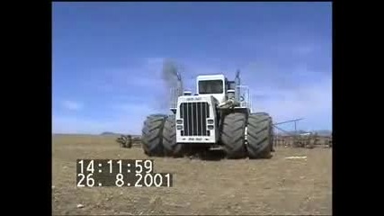 най-големият трактор в света
