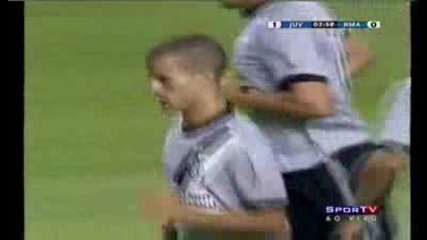 Real Madrid - Juventus 0:1 gol na Cannavaro