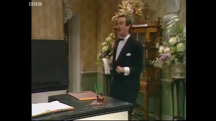 Basil changes the menu - Fawlty Towers - Bbc 