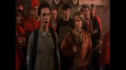 Сцена от Eurotrip - фенове на Ман. Юнайтед 