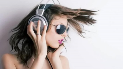 Above and Beyond and Gareth Emery Pres. Oceanlab - On A Good 