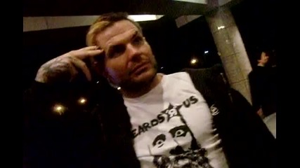 Jeff Hardy in the Hotel in korea! 