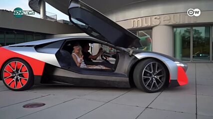 Supercar Blondie: Жената, покорила света на автомибилизма