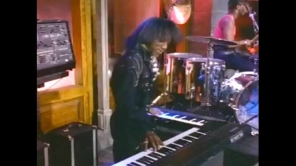 Bar - Kays - Your Place Or Mine