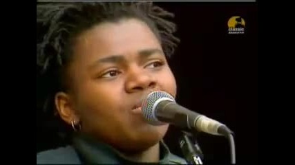 Tracy Chapman - Talking about a revolution 