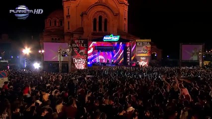 Анелия - Погледни ме в очите на живо жената глас кралицата на поп фолка