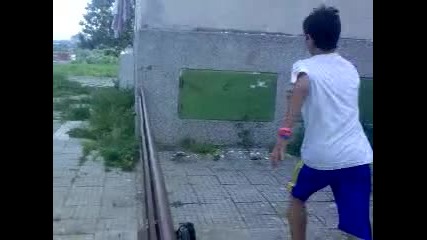 The Street Dogs-pitbula 13-предно Салто Oт парното в училище 2 !