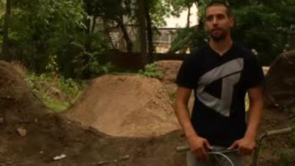 Трикове с Bmx - Rhythm