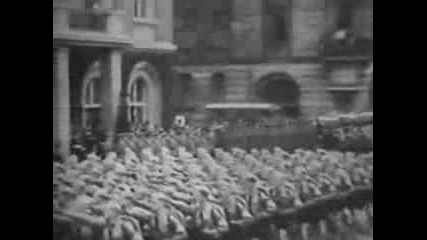 Hitlerjugend - Ein Junges Volk Steht Auf