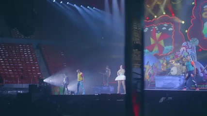 Зад Кулисите! Katy Perry Concert Candy : La Rehearsals (високо качество) 