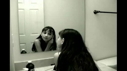 Creepy Grudge Ghost Girl in the Mirror! 