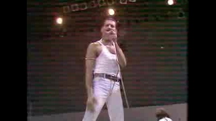 Queen - We Will Rock You (live)