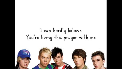 Varsity Fanclub - Picture Perfect W Lyrics