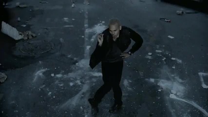 • Жестока премиера 2o11 • Chris Brown ft. Justin Bieber - Next 2 You .. Превод