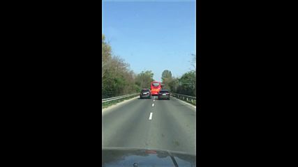 Несъобразителен шофьор