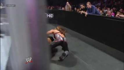 Aksana & Tamina срещу The Funkadactyls Wwe Main Event