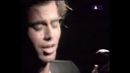 Enrique Iglesias - Si Tu Te Vas [clip Mania]
