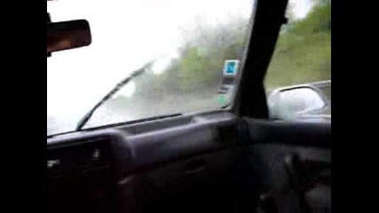 Renault 19 на магистралата 2 