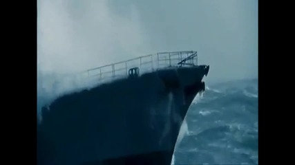 Кораб в силна буря [hd]