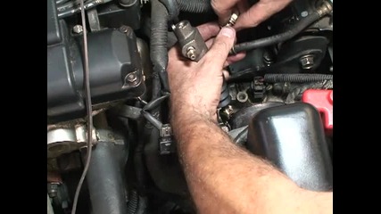 Clutch_master_and_slave_cylinder