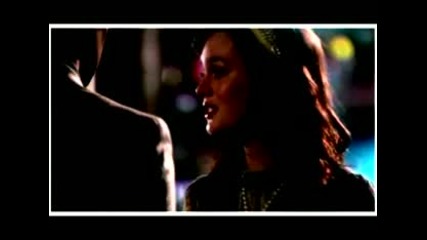 Blair Waldorf The Best Of All - Stand In The Rain