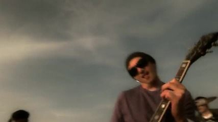 Amoric - Keep Up *