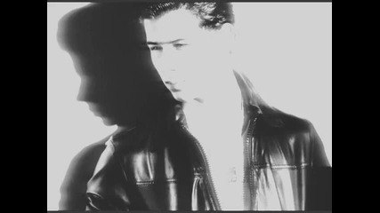 Diffrent side of me ;; intro 