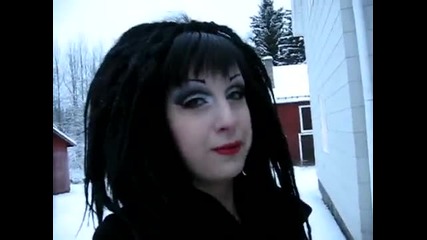 Коледен поздрав от едно Cybergoth момиче
