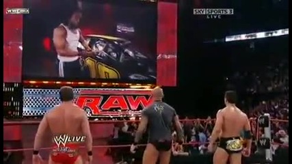 Kofi Kingston troshi kolata na Randy Orton *hq*