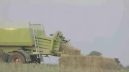 И Селяните Също Се Забавляват