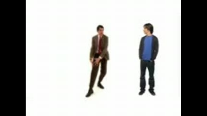 Вижте Как Танцува Mr. Bean 2 (голям Смях)