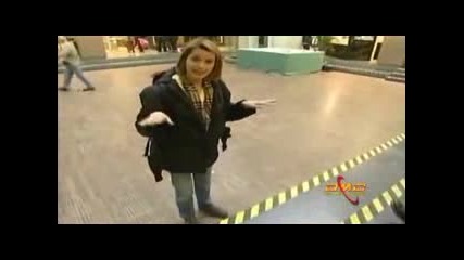 Скрита камера - Летящата жена смях