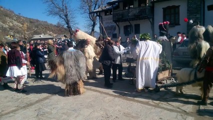Кукери от село Мусомище прогониха злите духове в с.делчево 2016г
