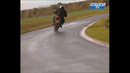 Essai moto Triumph Street Triple R 