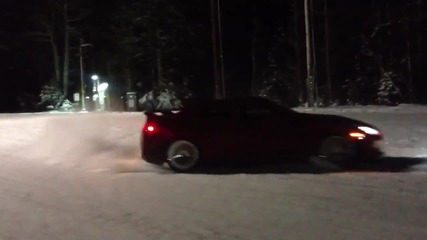 Nissan Gt-r snow drifting