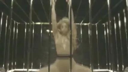 Shakira - Give It Up To Me **new Version** 