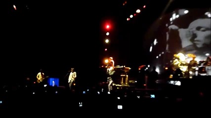 * Превод * Linkin Park - Burning In The Skies (live In Sydney, 15 12 10) 