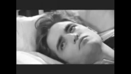 Robert Pattinson and Kristen Stewart New Moon