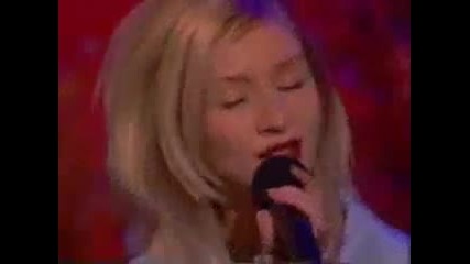 Live На Christina Aguilera - Reflection 
