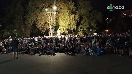 "Синя" еуфория секунди преди началото на срещата