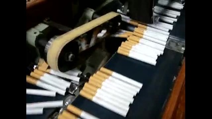 Ето така се правят цигарите у нас