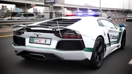 Вижте полицейските коли на Дубай !