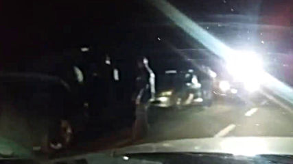 Акция на МВР блокира пътя от Нефтохим за Джъмбо, има задържани – в коли със странен то