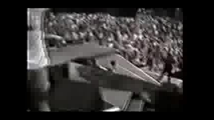Guns N Roses - Live In St Louis 1991 - 3
