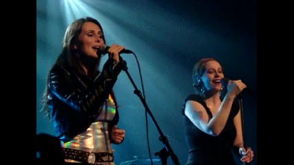 Sharon den Adel ft. Anneke van Giersbergen - Somewhere
