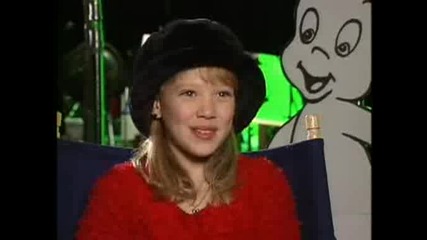 Hilary Duff On The Set Of Casper Meets Wendy Exclusive Video 